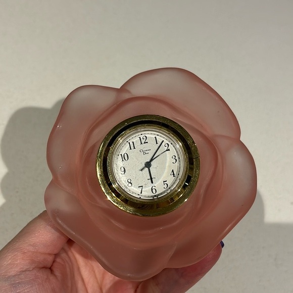 Vintage Christian Dior Pink Lead Crystal Rose Decorative Clock RARE - Picture 5 of 7